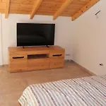 בית נופש Vrisoules Village *