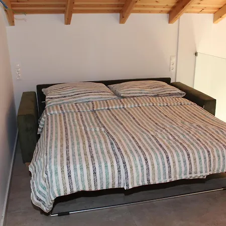 Vrisoules Village 메토니