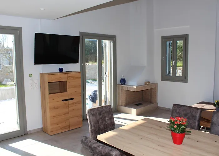 Vrisoules Village * 메토니