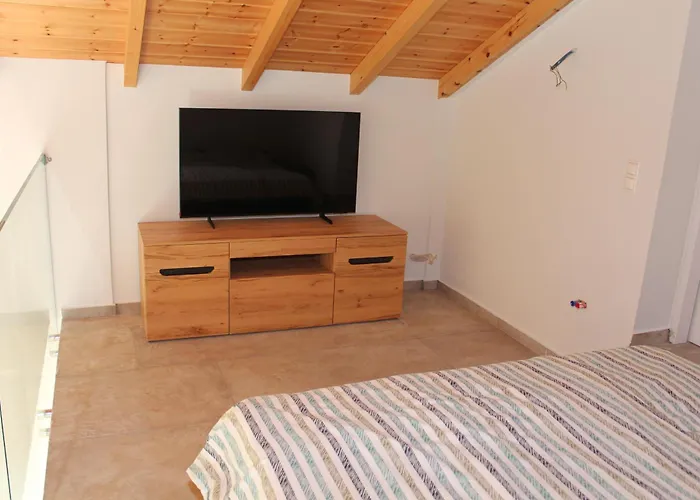 펜션 Vrisoules Village *